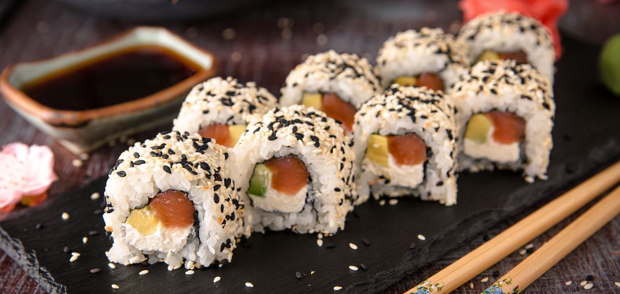 Discover Local California Rolls: Maps, Apps, & Menu Clues